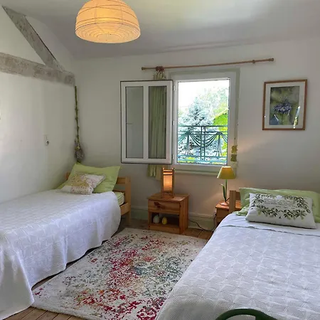Maison A La Campagne Avec Jardin Clos - Animaux Acceptes - Fr-1-489-172 Barrais-Bussolles